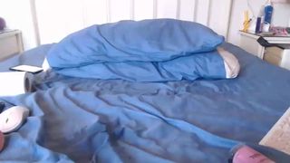 pipaypipo sexy lady caresses pussy