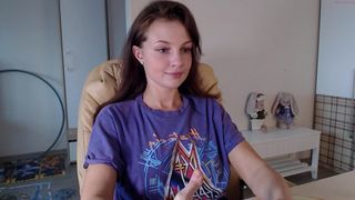 jennycutey luxurious bitch fucks pussy with phallus