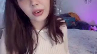 ivyontheqt gorgeous passion fucks both holes at once