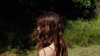 Naomi Dee  dark chick seduces with big shapes