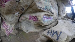 chrisstrokesxxx juicy slut fucks pussy with phallus