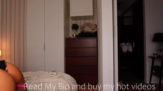 missflowersbloom teen pussy jerking off