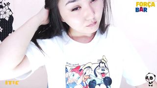 nayachisa busty chick masturbates shaved pussy