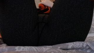 myassistant luxurious bitch fucks pussy with phallus