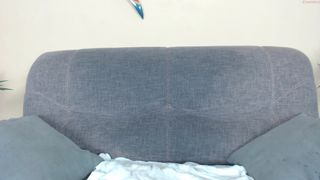 lillycamgirl housewalker reveals her delicious body