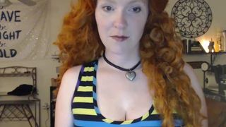 la1132 pretty bitch strips down to her panties