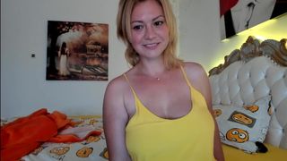 kiradivine naughty babe caresses vaginal hole