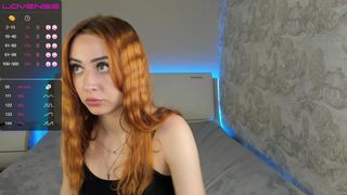 lily_rain big breasted bitch posing in lingerie