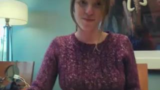 la1132 crazy slut gently pulls pussy