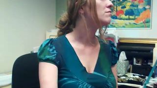 la1132 charming babe undresses and jerks off