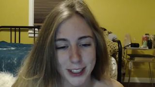 loonyguitar vicious lady pulls clit