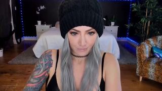 misscodyblack attractive slut caresses shaved cunt