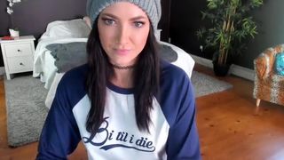 misscodyblack dark haired chick masturbates with sex toy