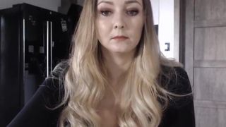 mi_ha clockwork whore squeezes cap