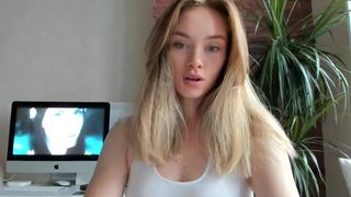 ms_lina cute slut caresses beautiful tits