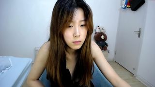 kayla2002 gracious chica shows gorgeous body