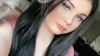 babymaddyxo amazing slut is hot fucking her holes