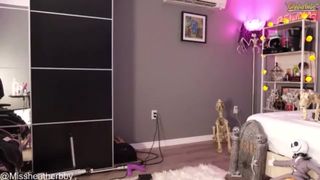 Heatherbby9 vicious girls shows boobs