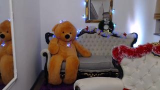 Conny stocking beauty seduces with juicy ass