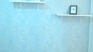 bouncetitsxxxxx hot young lady is fucking pussy