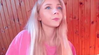 oh_honey_ sexy babe gently caresses pussy