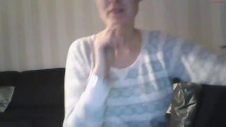 nugatdream shrew blonde sucks penis