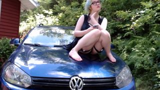 pixie_and_silvio plump brunette masturbating pussy with her hand