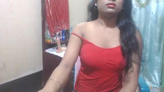 priya_jiya impressive young lady puts on beautiful boobs