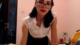 preety_ionela naughty bitch fucks pussy