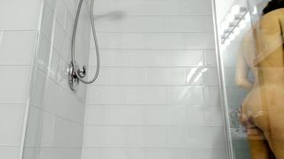 Dicktatorship shows itself in all its glory