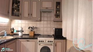 sensualica shows how deep a toy can be in your mouth