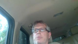 madamekate masturbating with a tampon in pussy