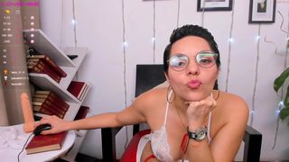 violett_catier charming ladies lend themselves to lust