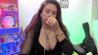 simona_simons cute milf fucks shaved cunt