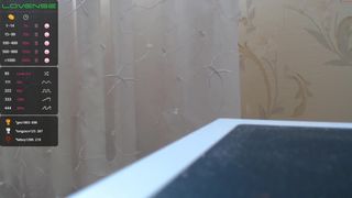 shy_t33nager sucks rubber penis