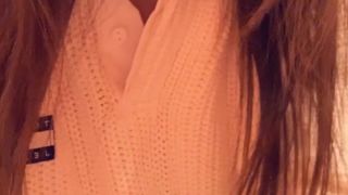 ELLIE LEEN onlyfans busty bitch exposes her charms