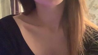 ELLIE LEEN onlyfans slutty bitch masturbates cunt
