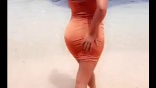 35 jerking off and cums