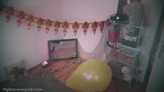 mylene onlyfans  cam girl  masturbates shaved vagina