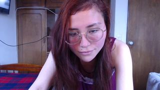 thalia chaturbate a nice babe kneads her cunt