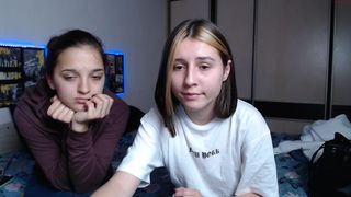 lari chaturbate online show January 2020