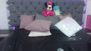 emily_secrett chaturbate fiercely jerking off her fat pussy