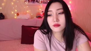 crazy_korean chaturbate Dark haired girl