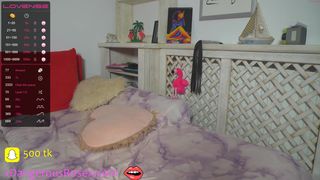 xdangerousthornx chaturbate exquisite  cam girl  fucks herself in the vagina
