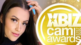 trustori3zent chaturbate slut female fucks both holes