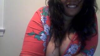 carmelkween myfreecams sweet pussy pulls the cap