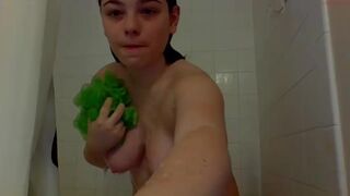 besseeee chaturbate busty woman chatting in chat