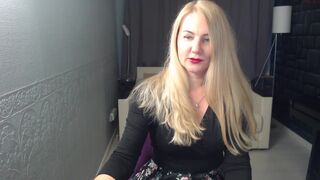 _wandering_angel chaturbate appetizing wench rides sex toy