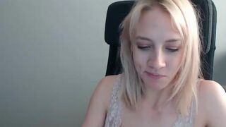 kimidrew chaturbate playful nipple fucking sex toys