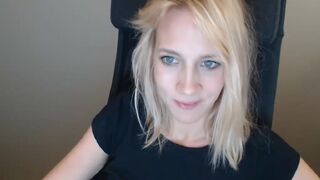 kimidrew chaturbate sexy hottie fucks both holes